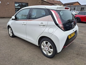 Used Toyota AYGO 2017 for sale - 77976393: Photo
