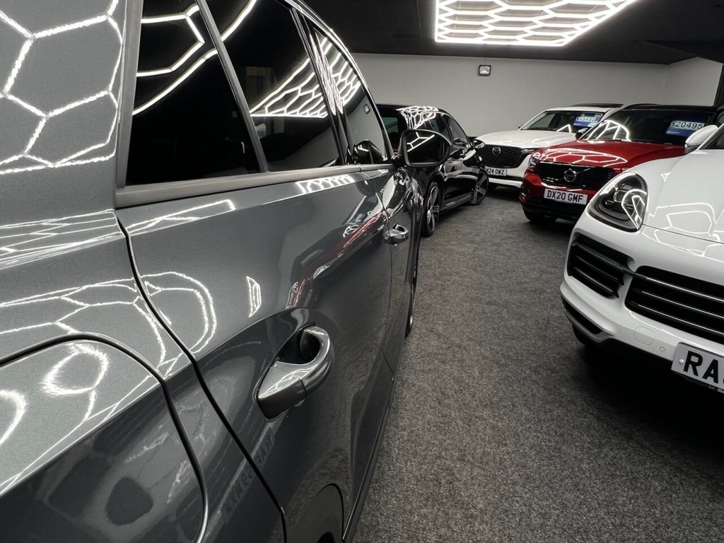 Used Volkswagen T-Roc 2022 for sale - 77133273: Photo 13