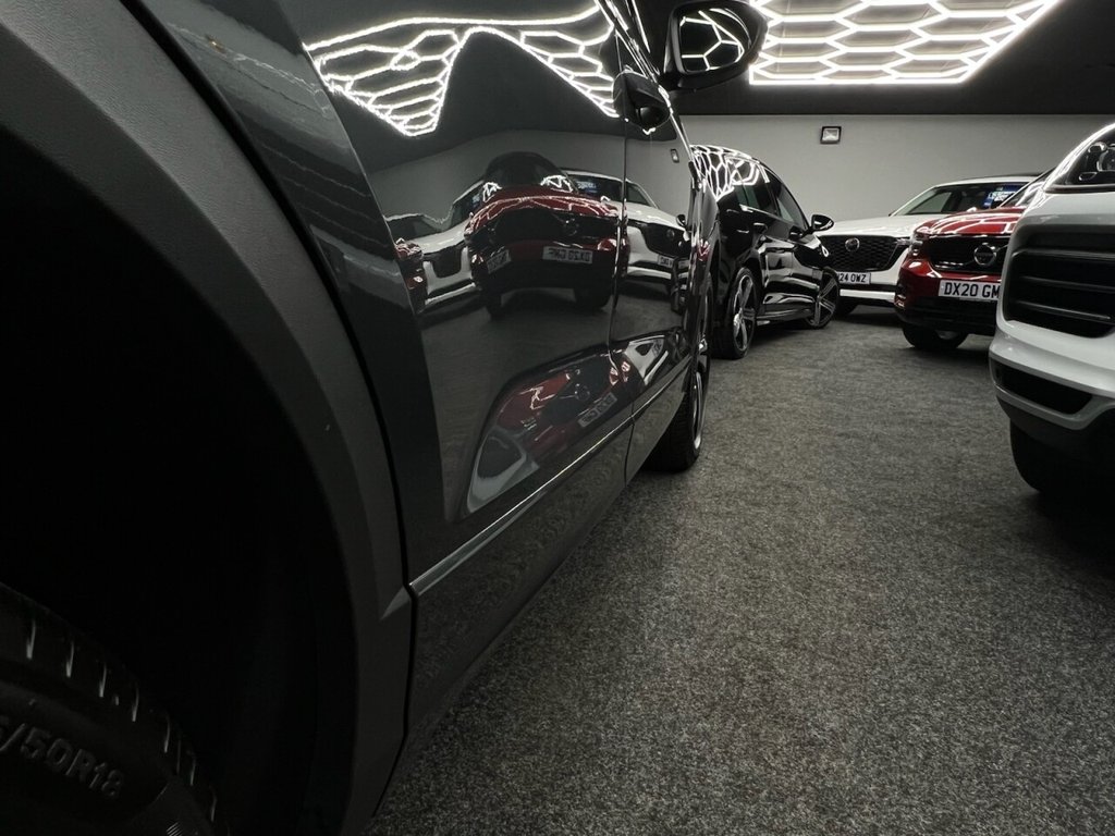 Used Volkswagen T-Roc 2022 for sale - 77133273: Photo 14