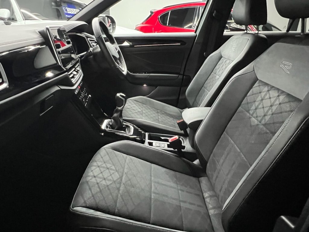 Used Volkswagen T-Roc 2022 for sale - 77133273: Photo 2