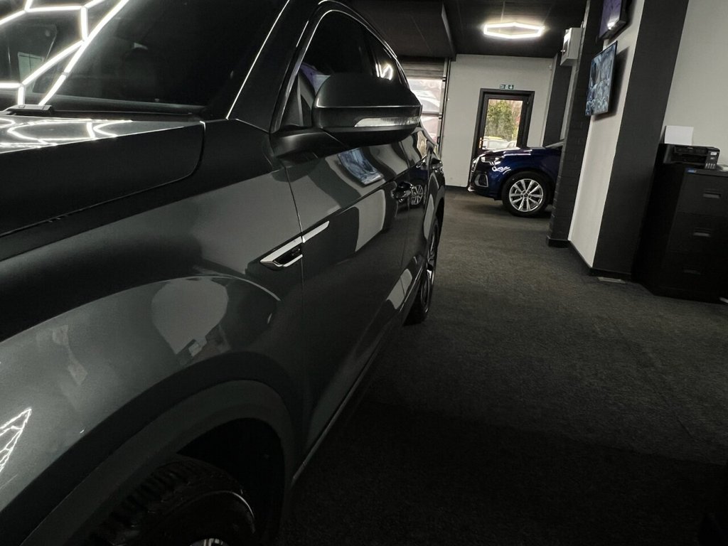 Used Volkswagen T-Roc 2022 for sale - 77133273: Photo 24