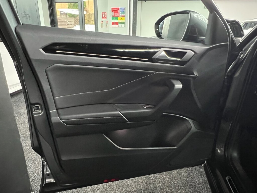 Used Volkswagen T-Roc 2022 for sale - 77133273: Photo 26