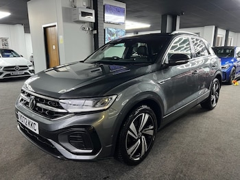 Used Volkswagen T-Roc 2022 for sale - 77133273: Photo