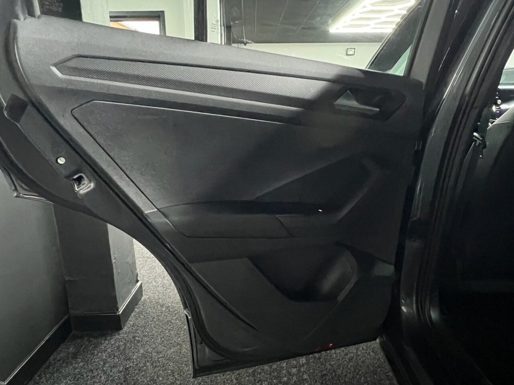 Used Volkswagen T-Roc 2022 for sale - 77133273: Photo 42