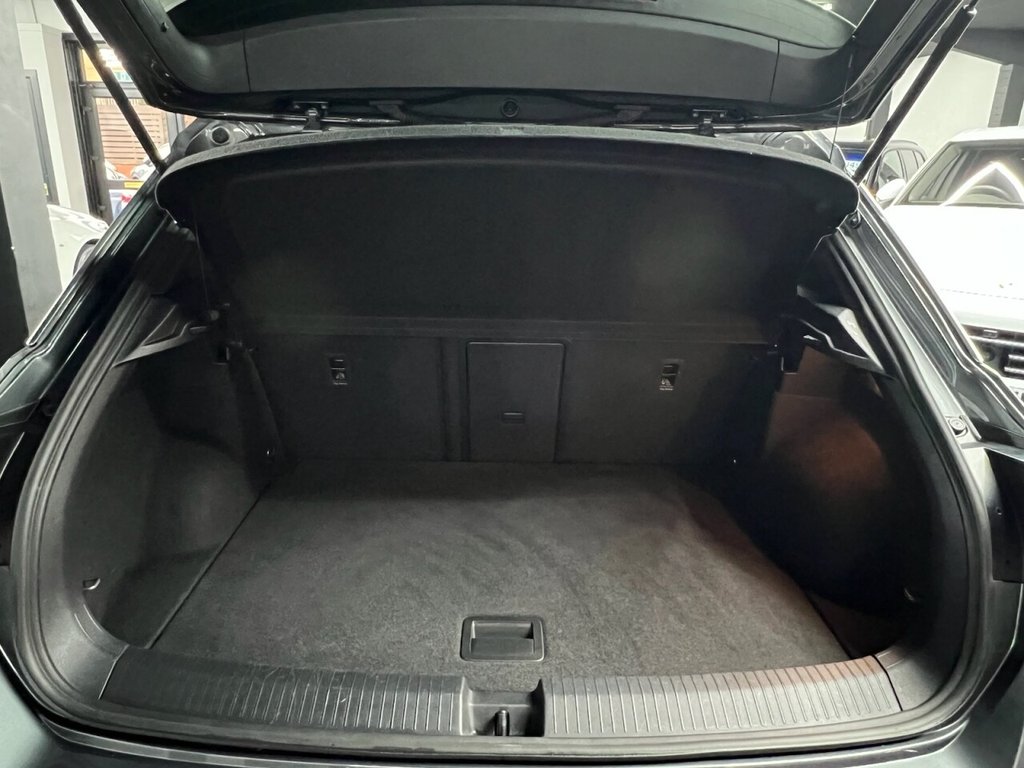 Used Volkswagen T-Roc 2022 for sale - 77133273: Photo 46