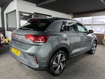 Used Volkswagen T-Roc 2022 for sale - 77133273: Photo