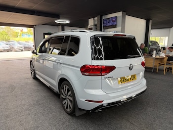 Used Volkswagen Touran 2018 for sale - 75384117: Photo
