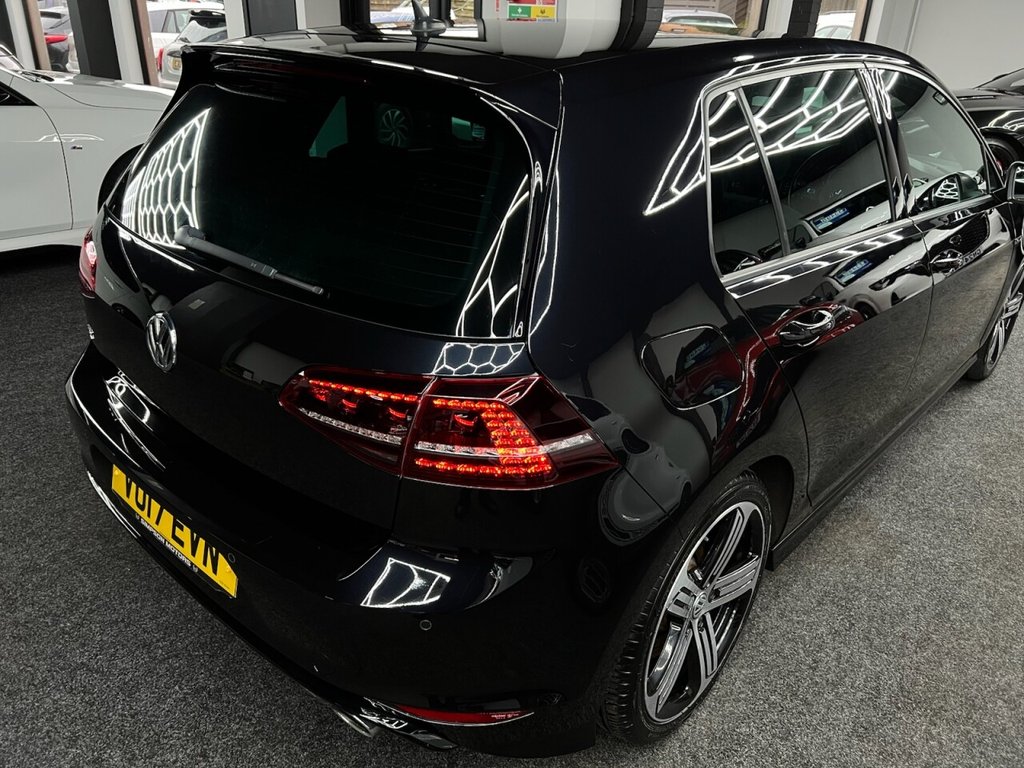 Used Volkswagen Golf 2017 for sale - 77341549: Photo 12