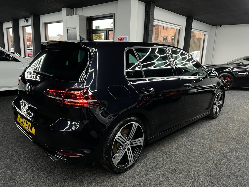 Used Volkswagen Golf 2017 for sale - 77341549: Photo 15