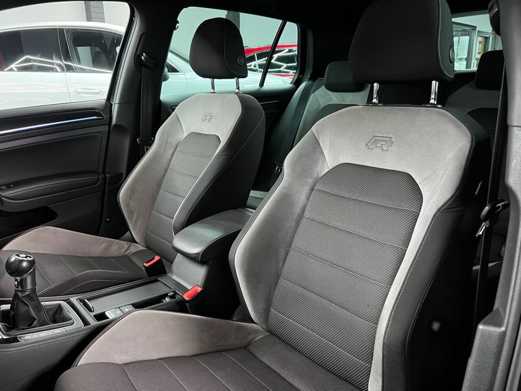 Used Volkswagen Golf 2017 for sale - 77341549: Photo 29