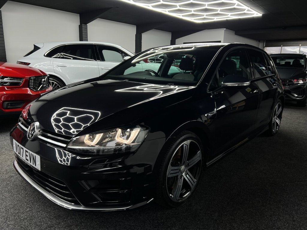 Used Volkswagen Golf 2017 for sale - 77341549: Photo 3