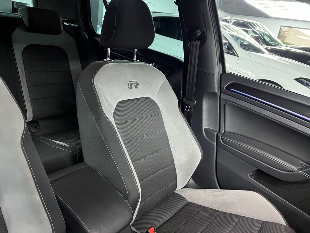 Used Volkswagen Golf 2017 for sale - 77341549: Photo 35