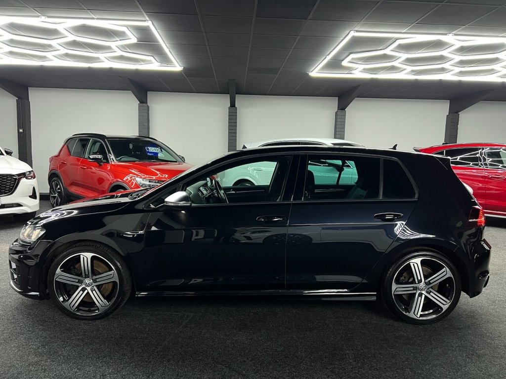 Used Volkswagen Golf 2017 for sale - 77341549: Photo 4