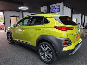 Used Hyundai KONA 2018 for sale - 76147856: Photo 3