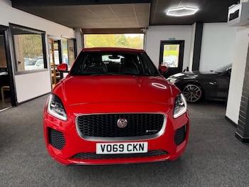 Used Jaguar E-Pace 2019 for sale - 76279899: Photo