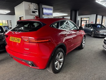 Used Jaguar E-Pace 2019 for sale - 76279899: Photo