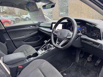 Used Volkswagen Golf 2023 for sale - 76582629: Photo