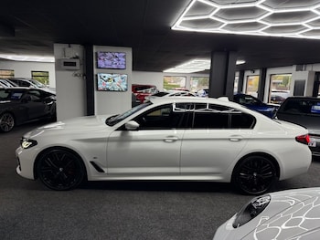 Used BMW 5 Series 2022 for sale - 76569884: Photo