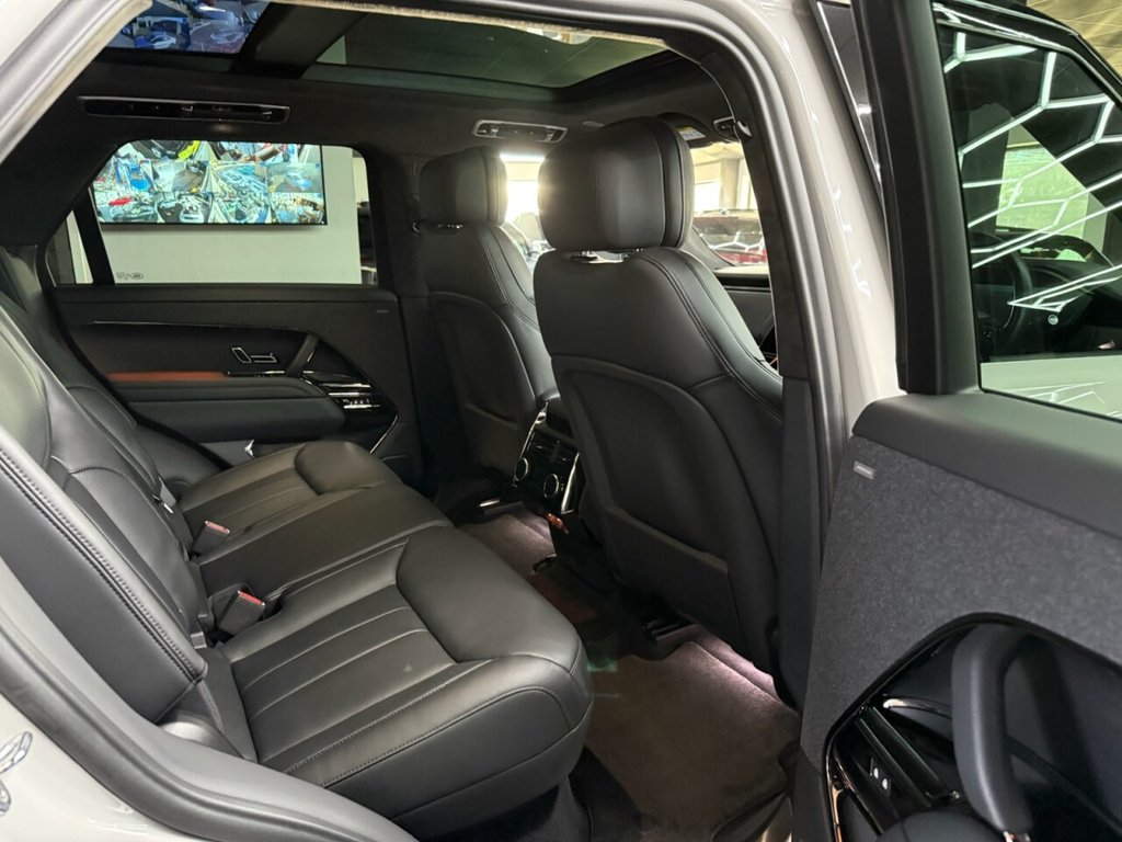 Used Land Rover Range Rover Sport 2023 for sale - 77547329: Photo 38