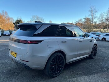 Used Land Rover Range Rover Sport 2023 for sale - 77547329: Photo