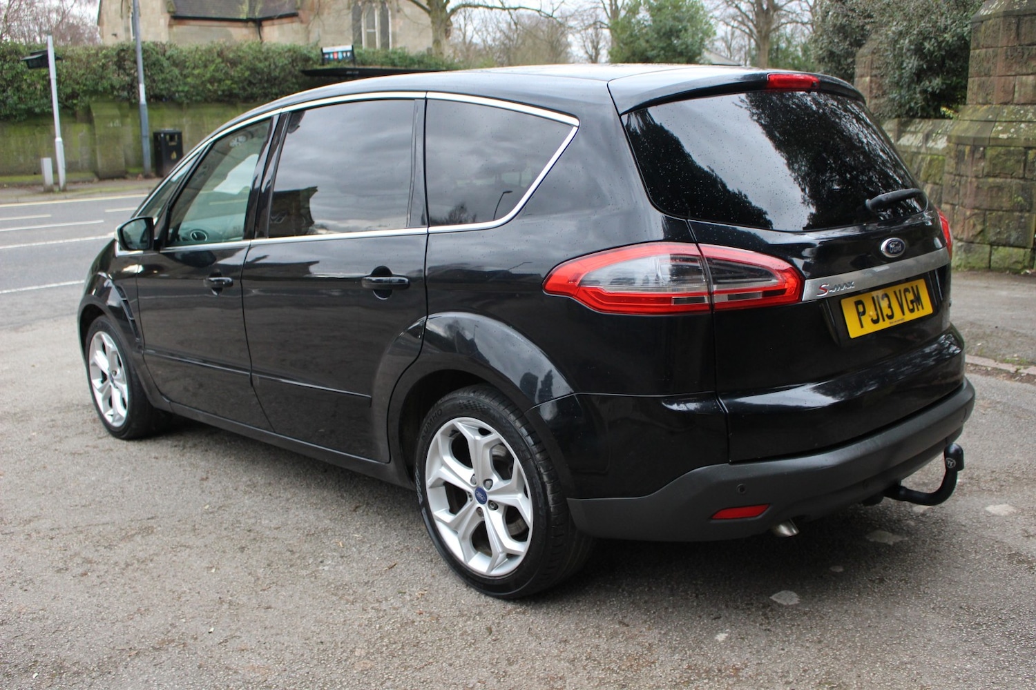 Used Ford S-Max 2013 for sale - 77707275: Photo 5