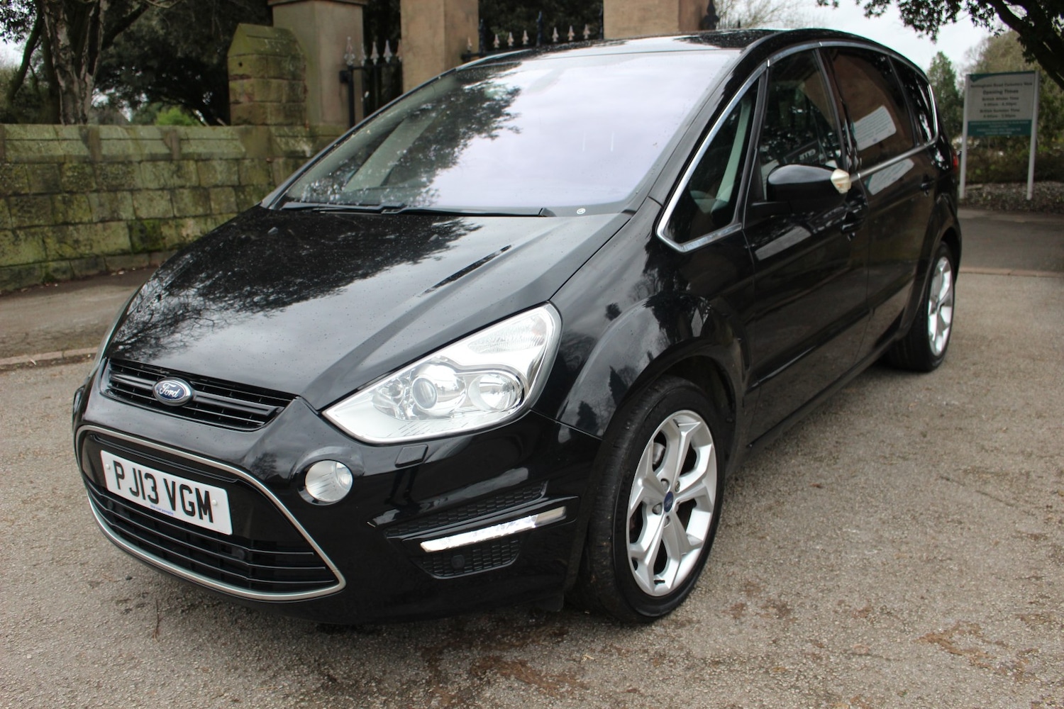 Used Ford S-Max 2013 for sale - 77707275: Photo 7
