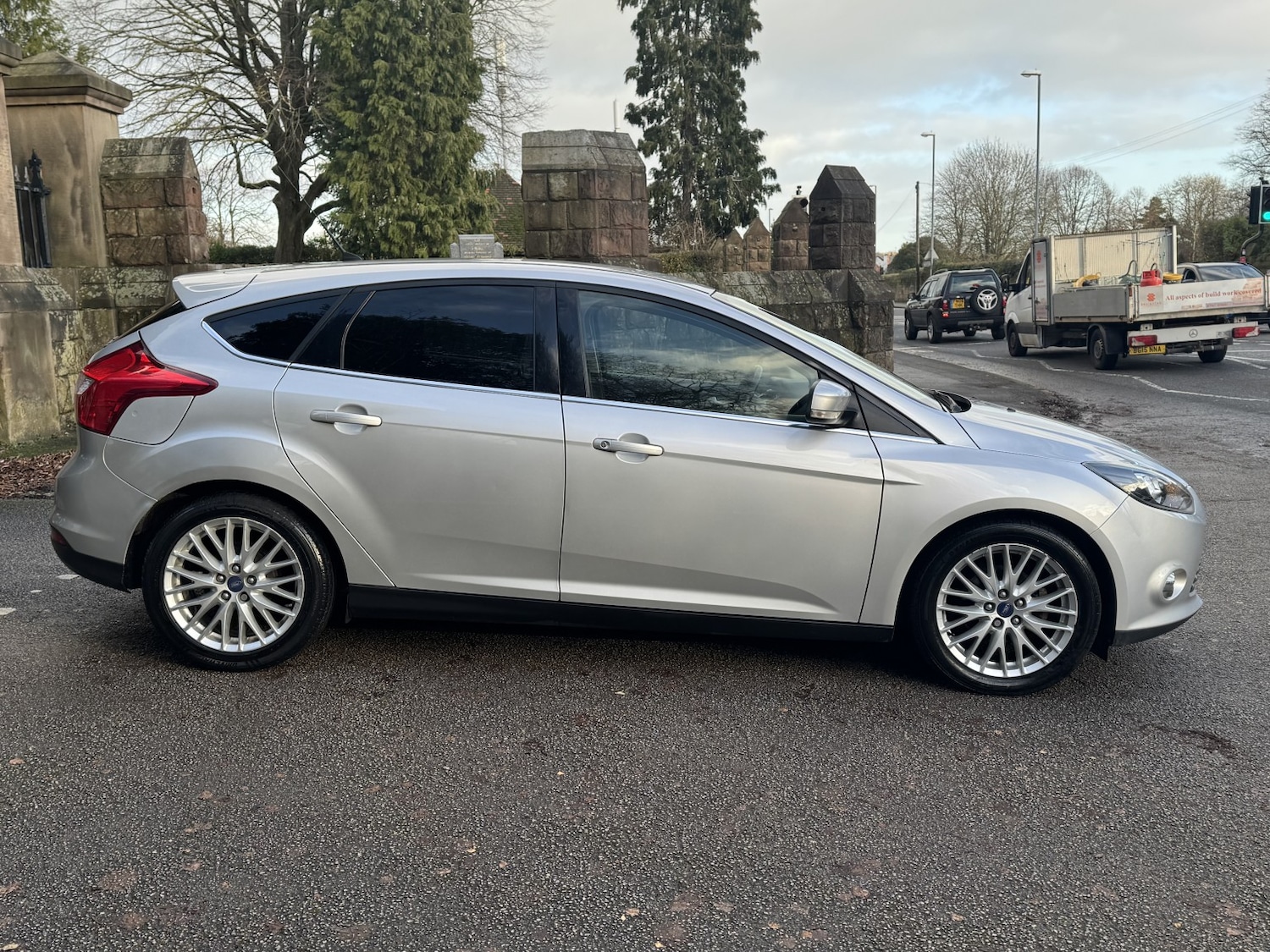 Used Ford Focus 2014 for sale - 77140583: Photo 2
