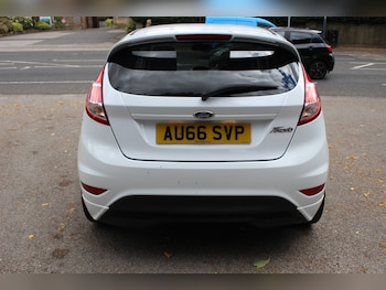 Used Ford Fiesta 2016 for sale - 79439176: Photo