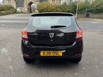 Used Dacia Sandero 2016 for sale - 76725684: Photo