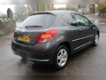Used Peugeot 207 2011 for sale - 76725760: Photo