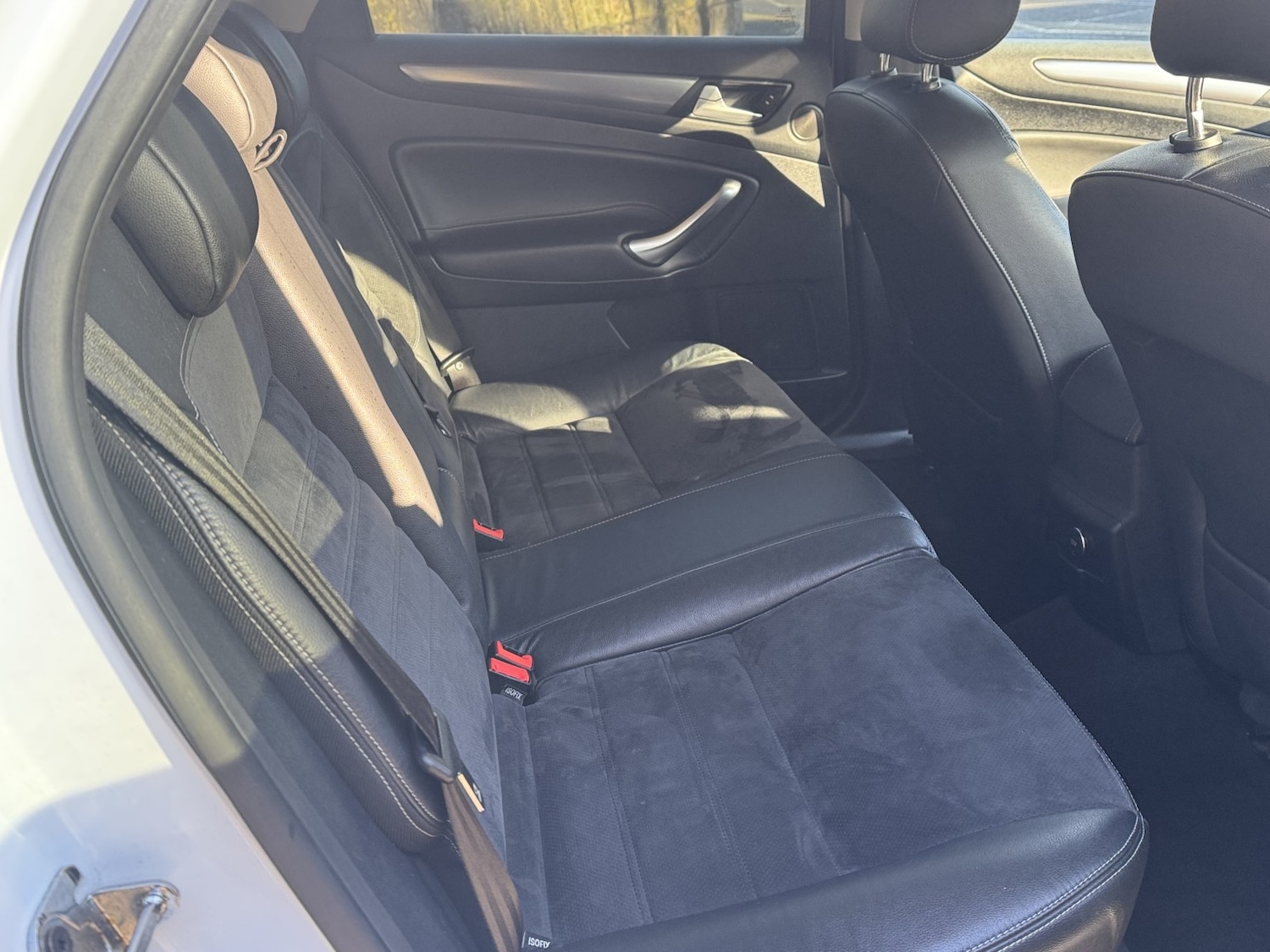 Used Ford Mondeo 2013 for sale - 76725564: Photo 24