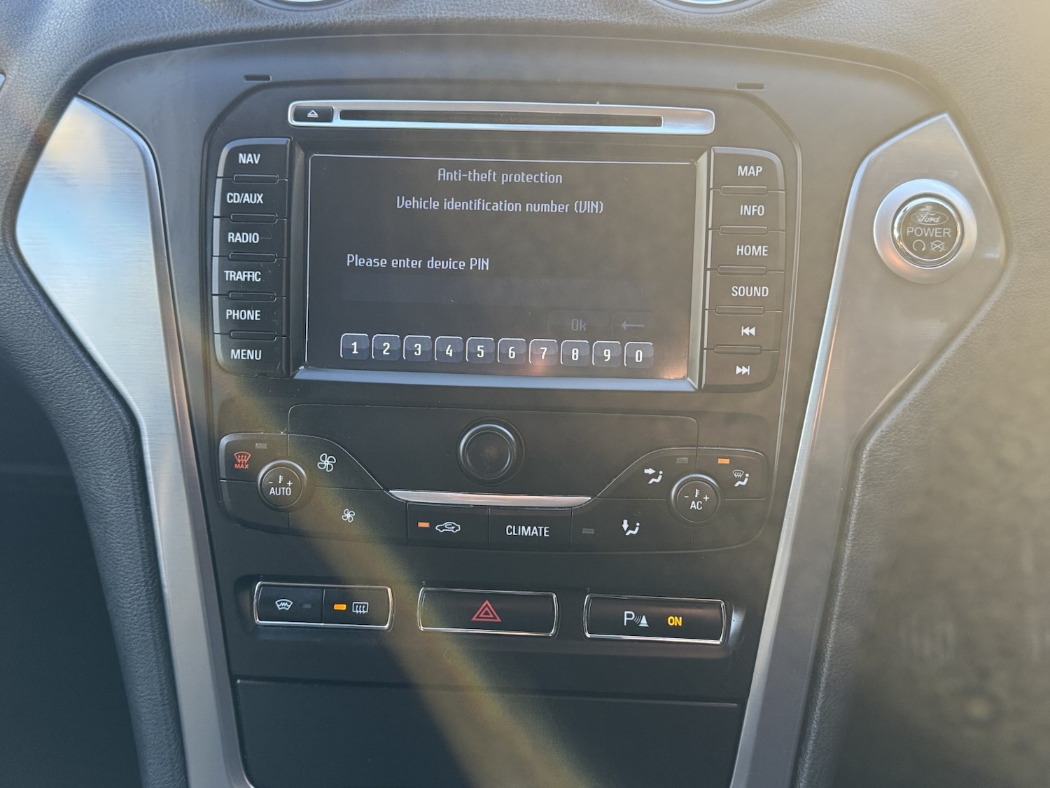 Used Ford Mondeo 2013 for sale - 76725564: Photo 32