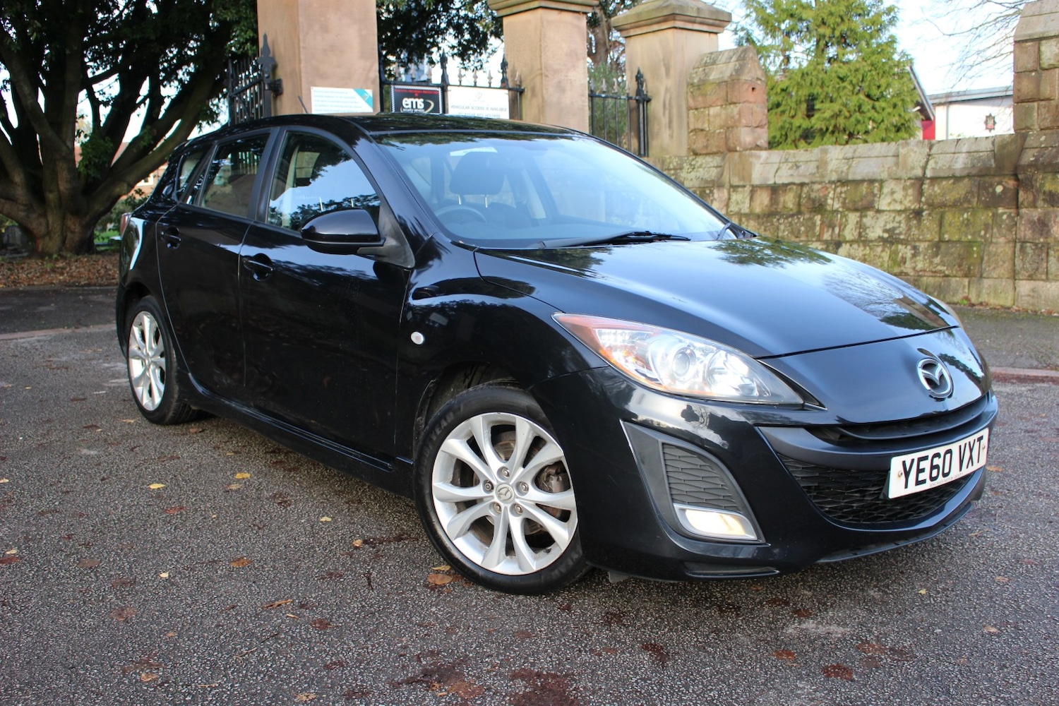Used Mazda Mazda3 2010 for sale - 76725769: Photo 1