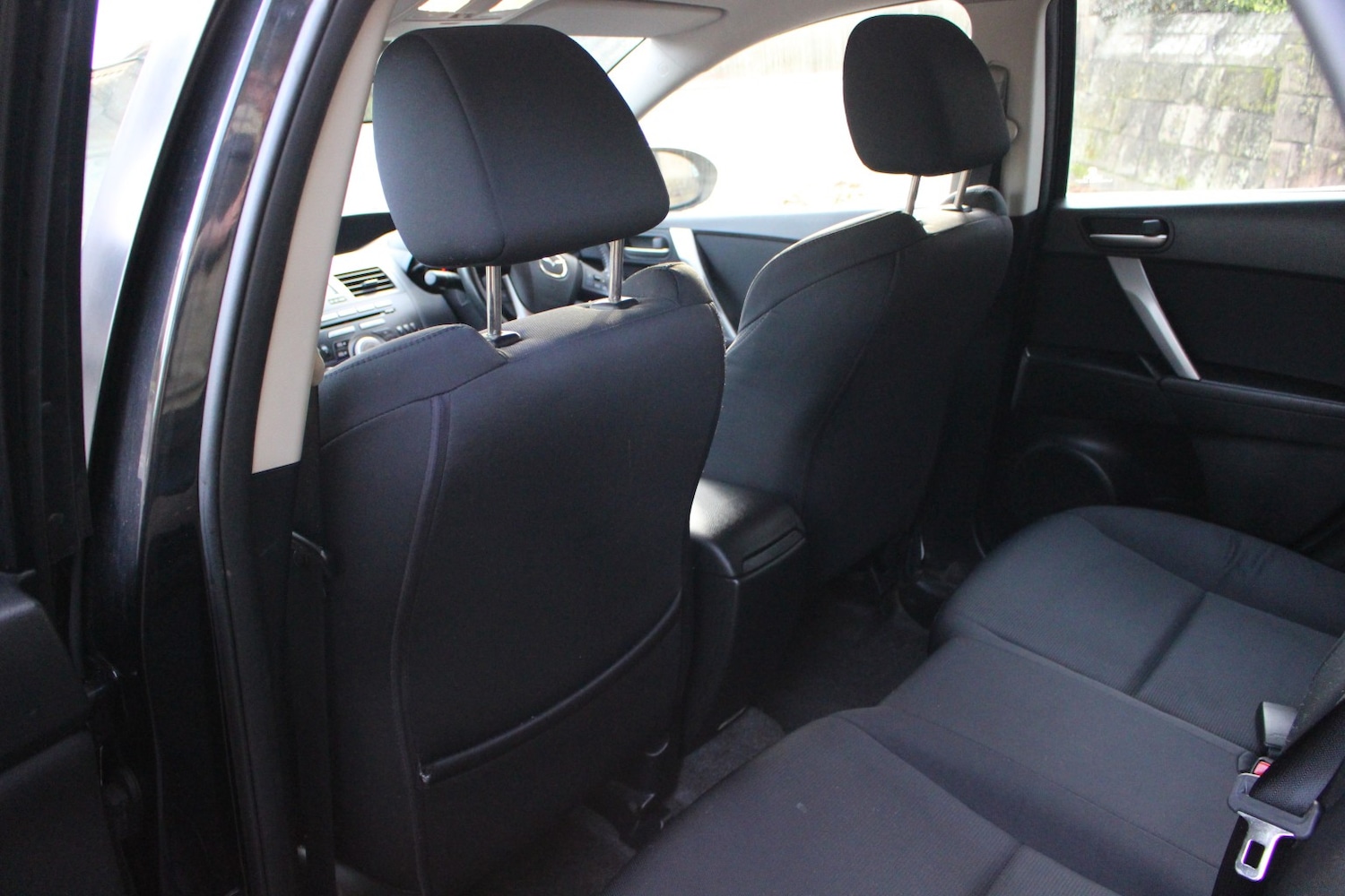 Used Mazda Mazda3 2010 for sale - 76725769: Photo 19