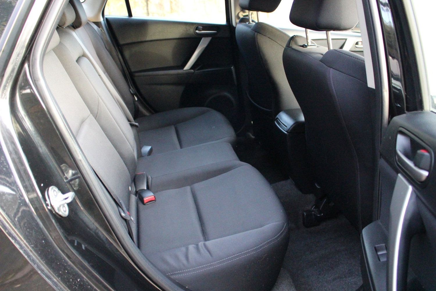 Used Mazda Mazda3 2010 for sale - 76725769: Photo 24