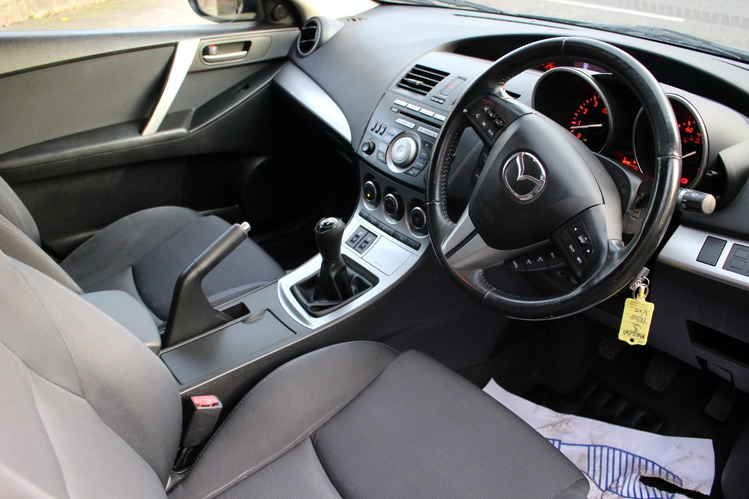 Used Mazda Mazda3 2010 for sale - 76725769: Photo 29