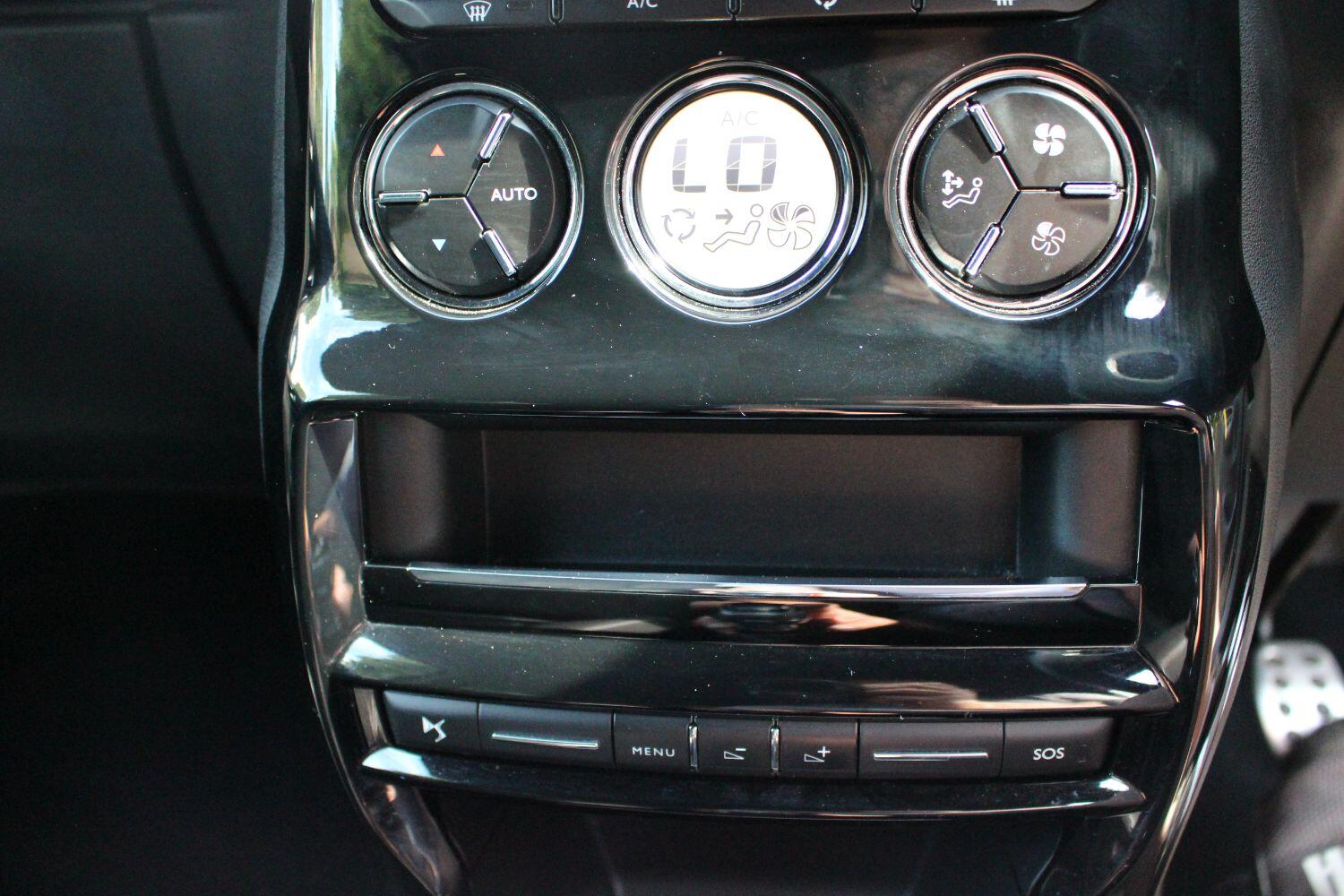 Used DS Automobiles DS 3 2016 for sale - 76656367: Photo 21