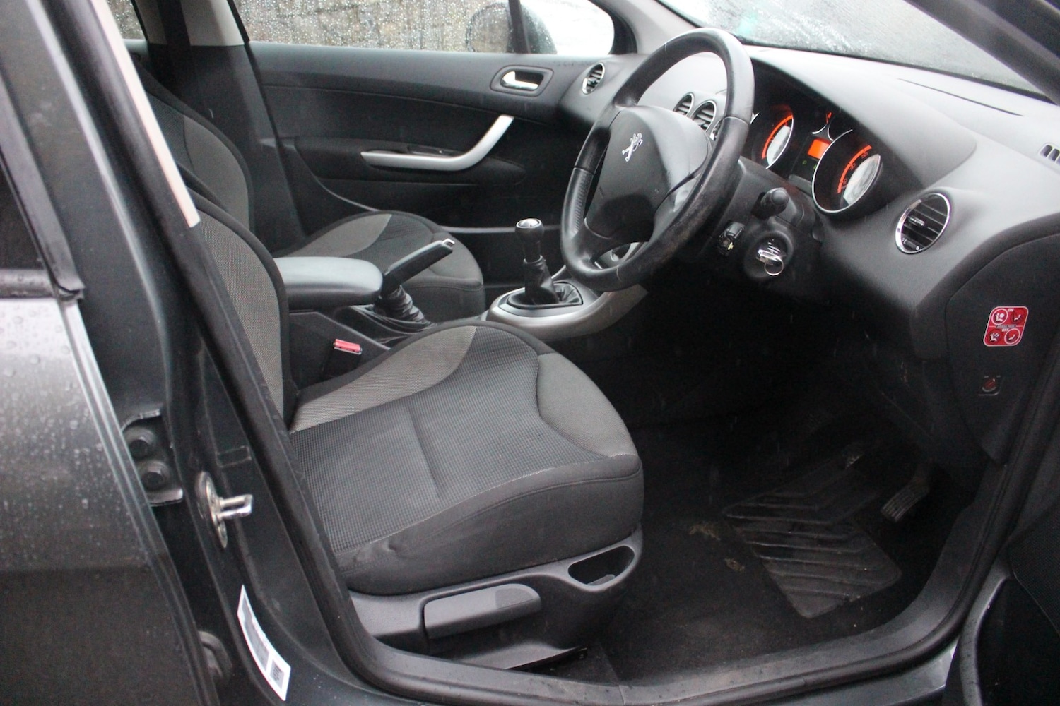 Used Peugeot 308 2012 for sale - 76725706: Photo 35