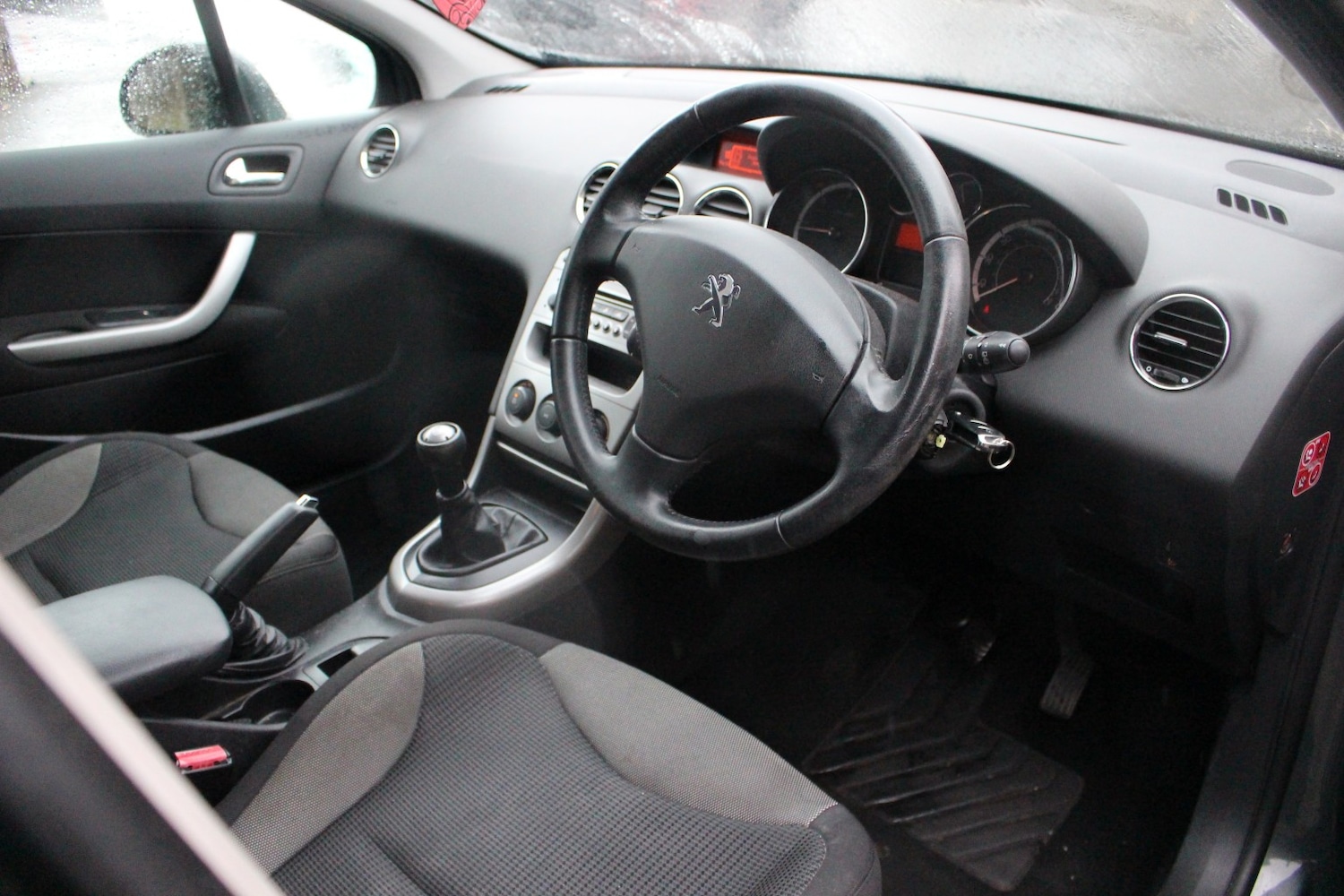 Used Peugeot 308 2012 for sale - 76725706: Photo 36