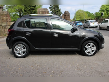 Used Dacia Sandero Stepway 2014 for sale - 78513735: Photo