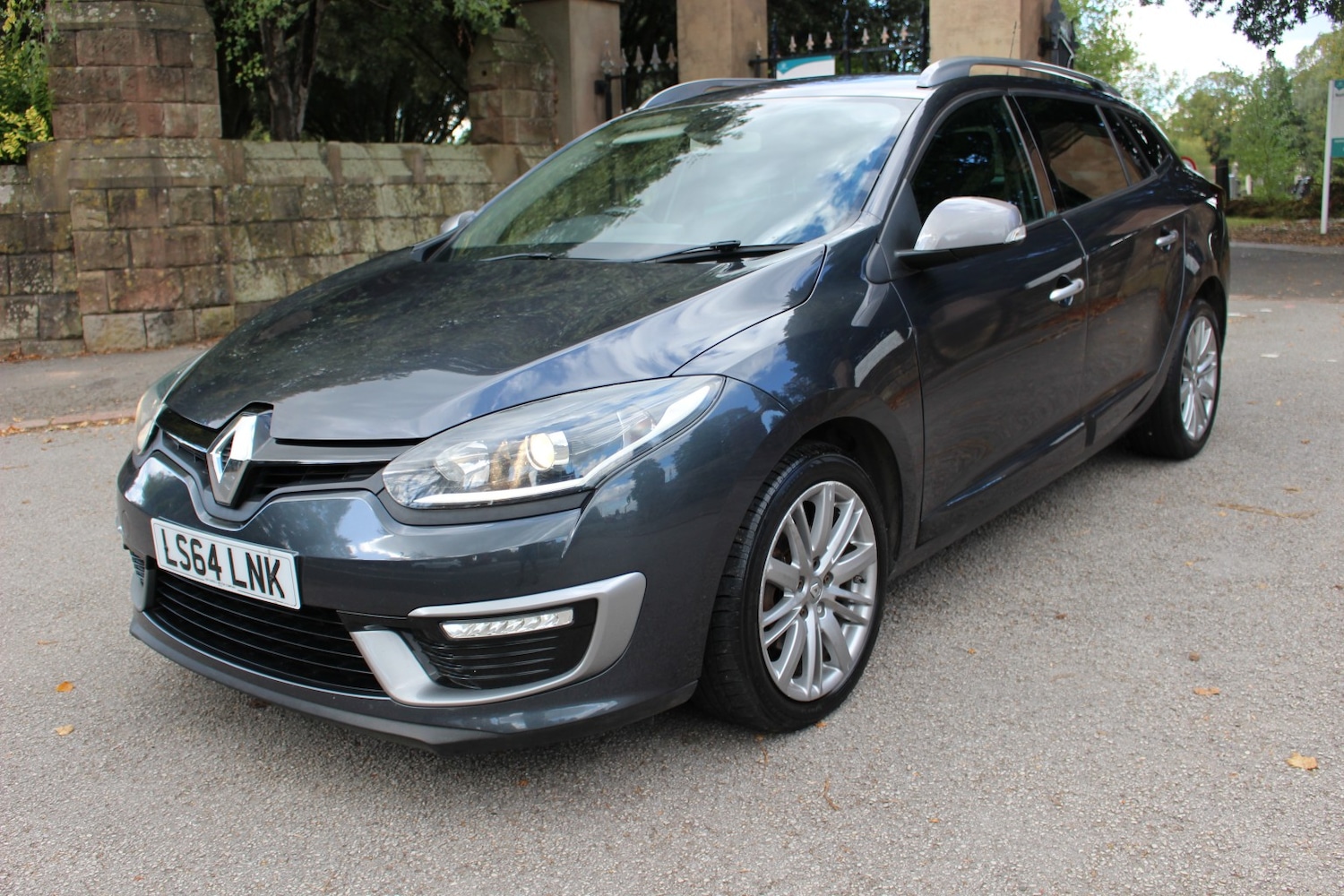 Used Renault Megane 2014 for sale - 76725747: Photo 7