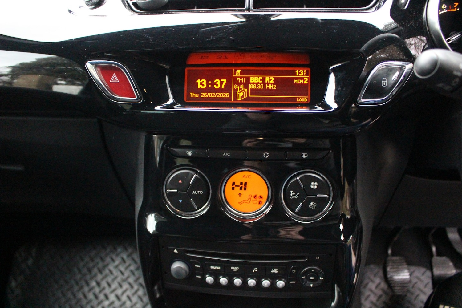 Used Citroen DS3 2014 for sale - 77681787: Photo 24