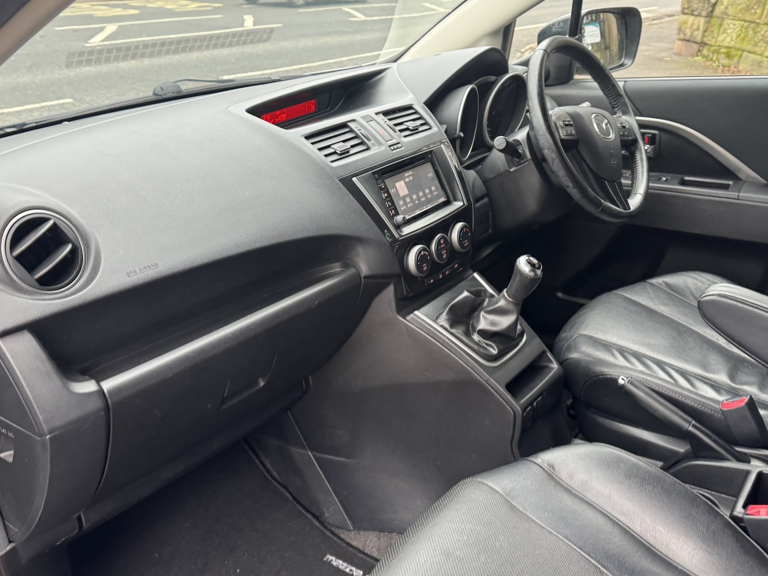 Used Mazda Mazda5 2015 for sale - 77370671: Photo 11