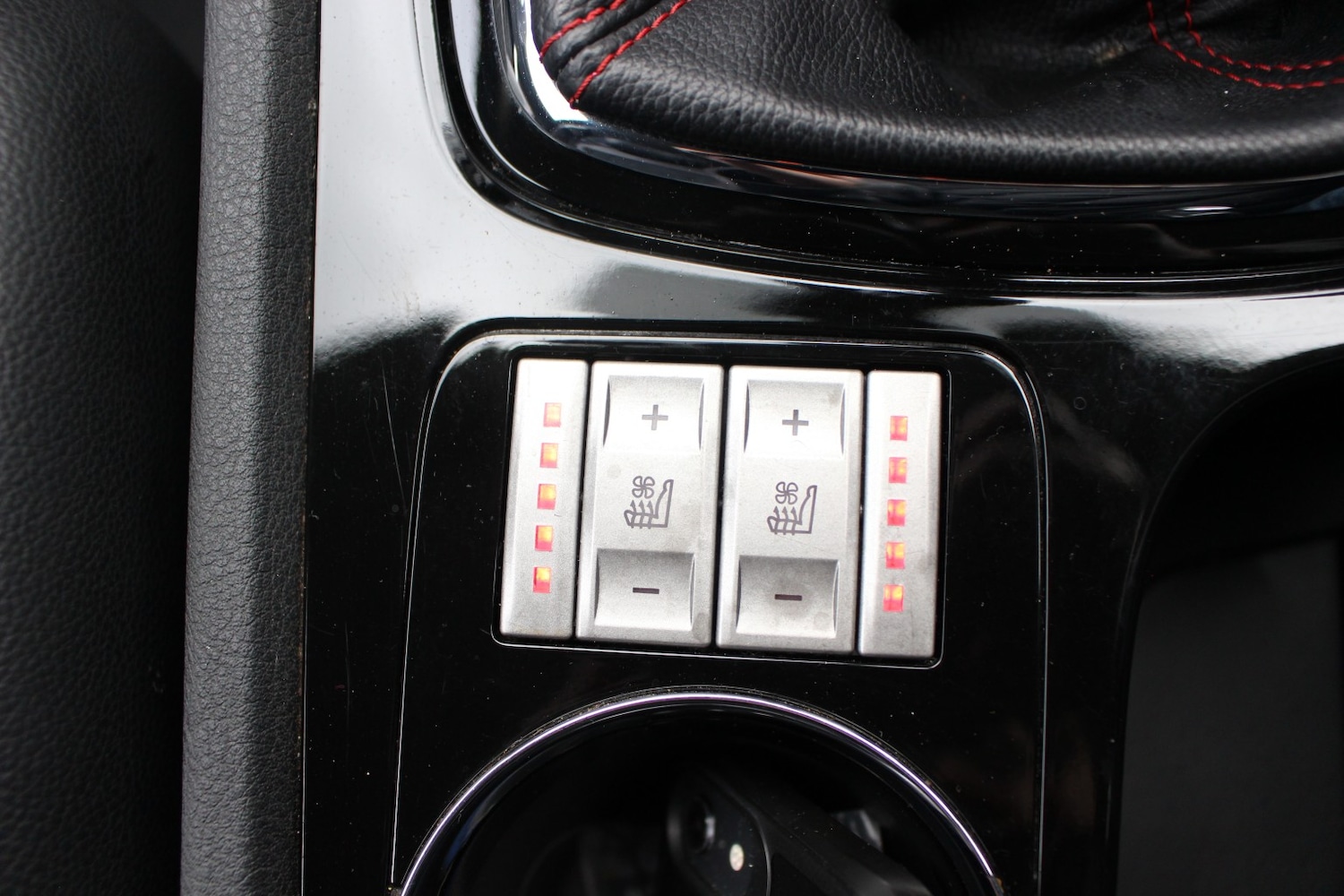 Used Ford Mondeo 2010 for sale - 78183044: Photo 28