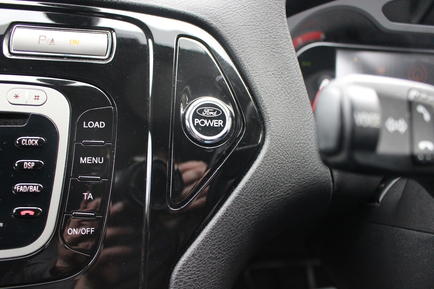 Used Ford Mondeo 2010 for sale - 78183044: Photo 30