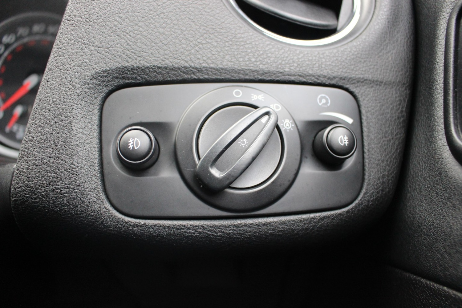 Used Ford Mondeo 2010 for sale - 78183044: Photo 32