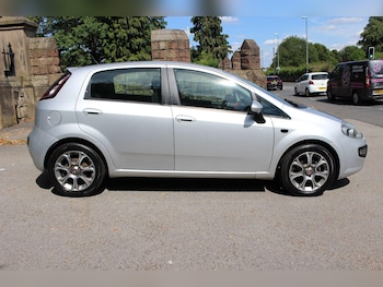 Used Fiat Punto Evo 2010 for sale - 75344751: Photo