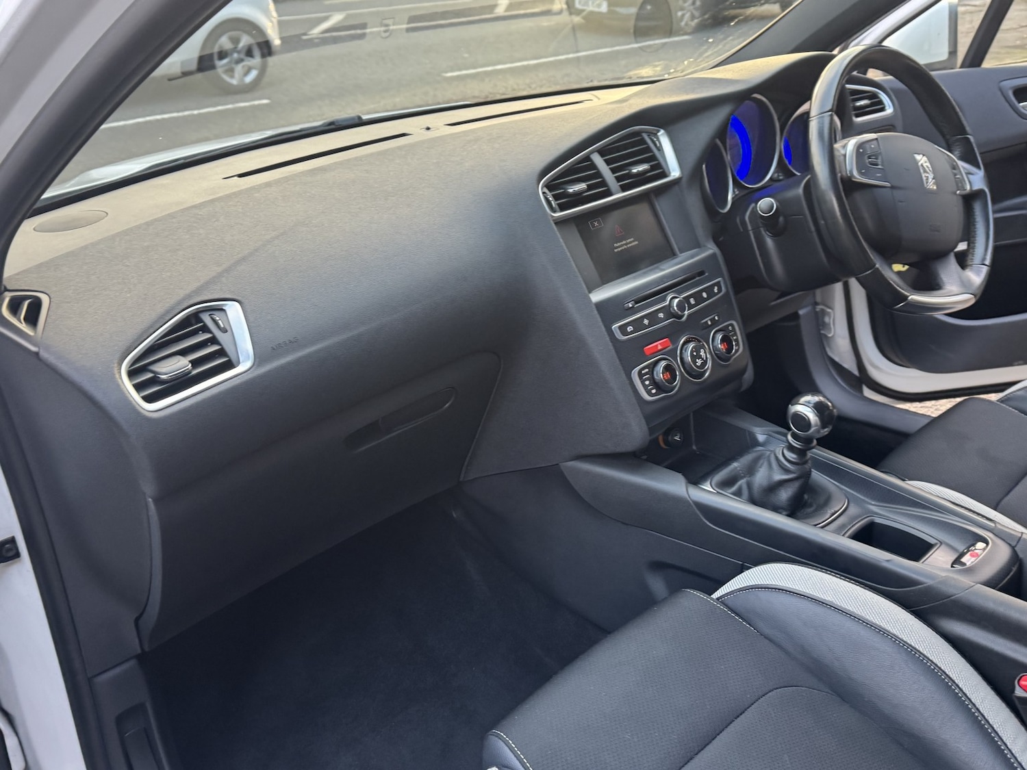 Used Citroen DS4 2015 for sale - 76935312: Photo 13