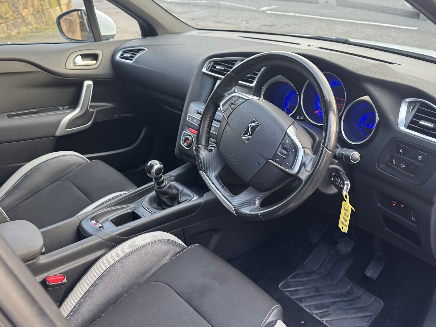 Used Citroen DS4 2015 for sale - 76935312: Photo 23