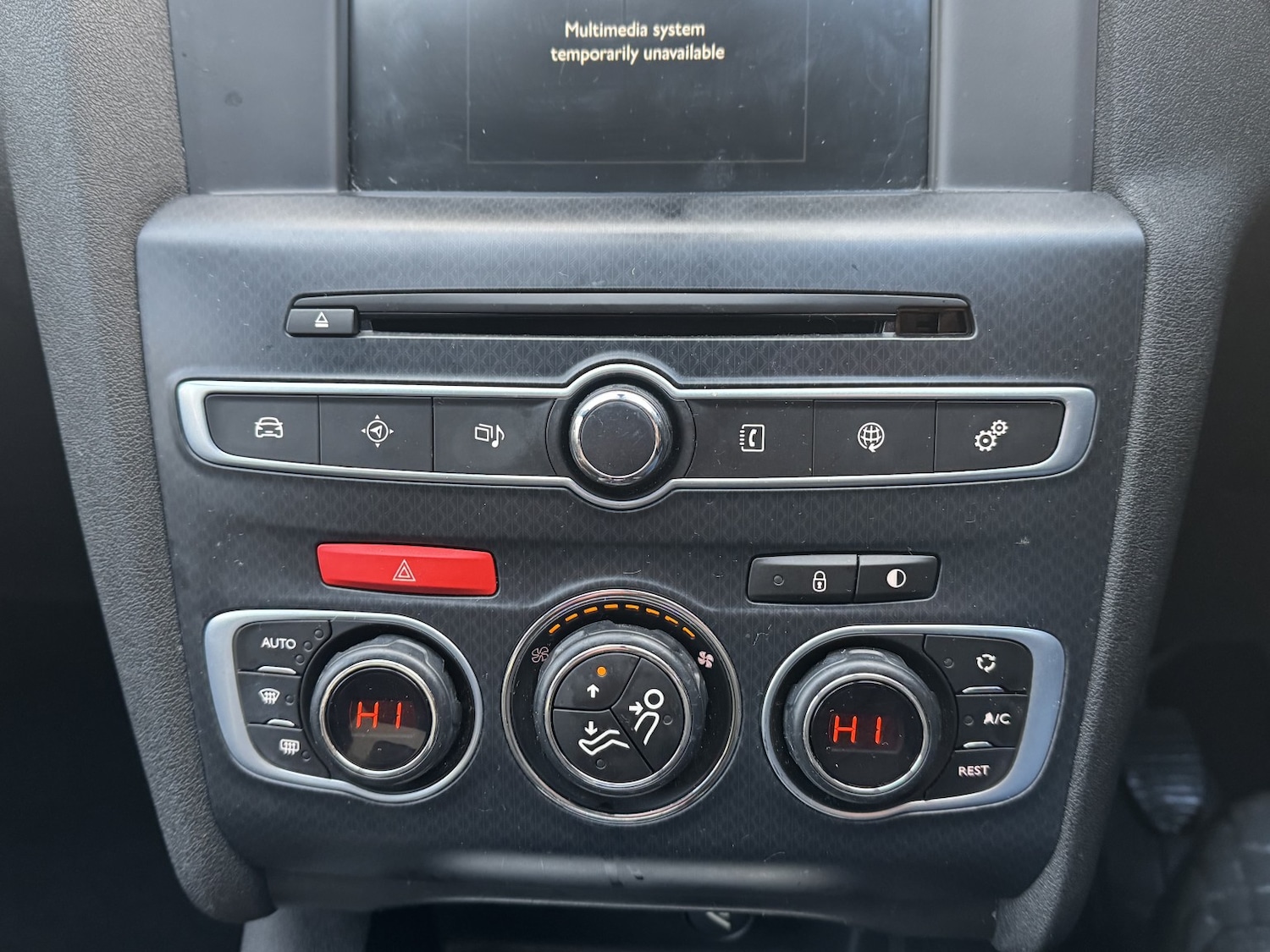 Used Citroen DS4 2015 for sale - 76935312: Photo 27